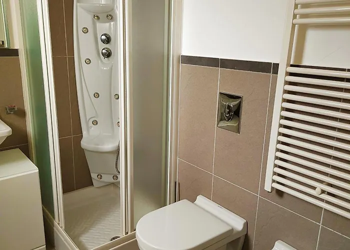 Piscina, E Mare A Casa Torretta In Collina Apartment *