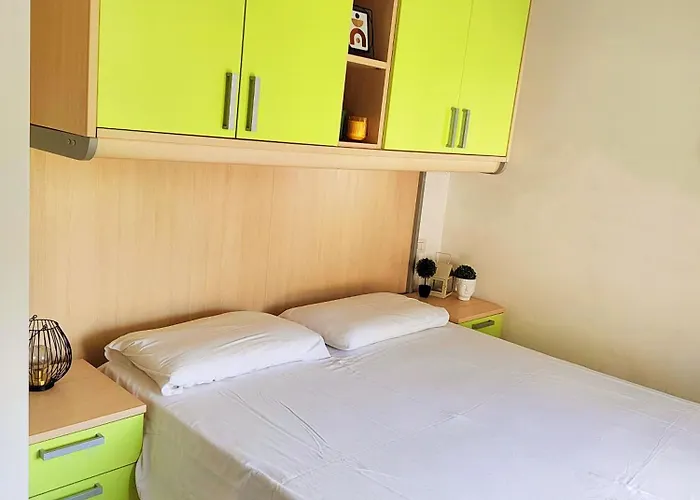 Apartment Piscina, E Mare A Casa Torretta In Collina *